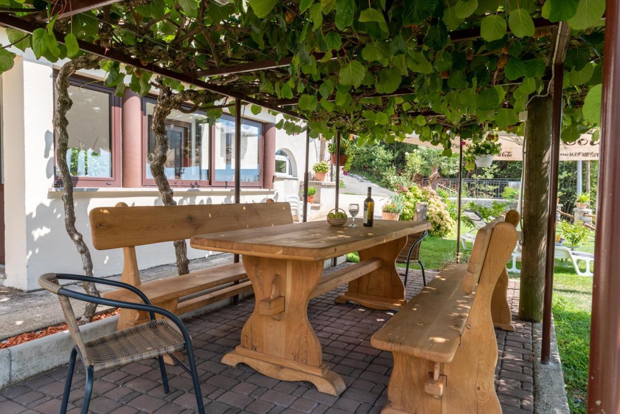 Sea View Apartment with Garden near Opatija Veprinac Buitenkant foto