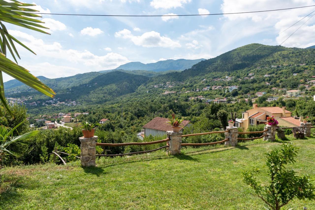 Sea View Apartment with Garden near Opatija Veprinac Buitenkant foto