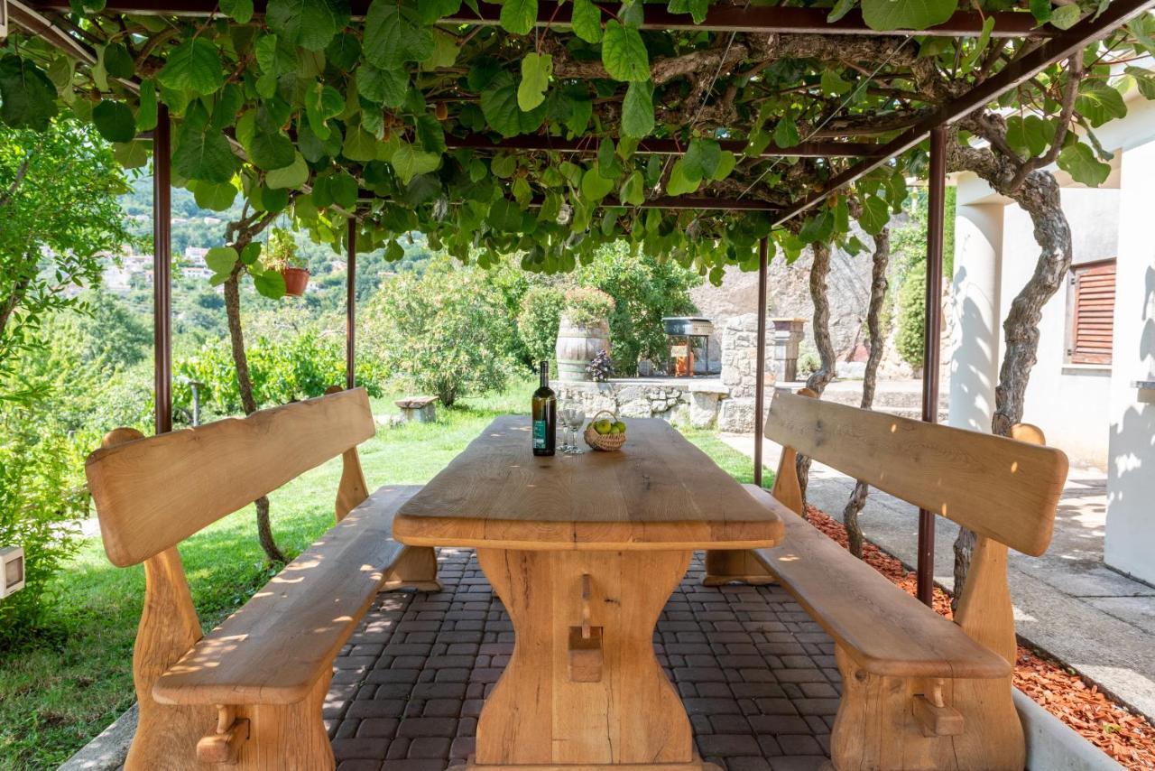 Sea View Apartment with Garden near Opatija Veprinac Buitenkant foto