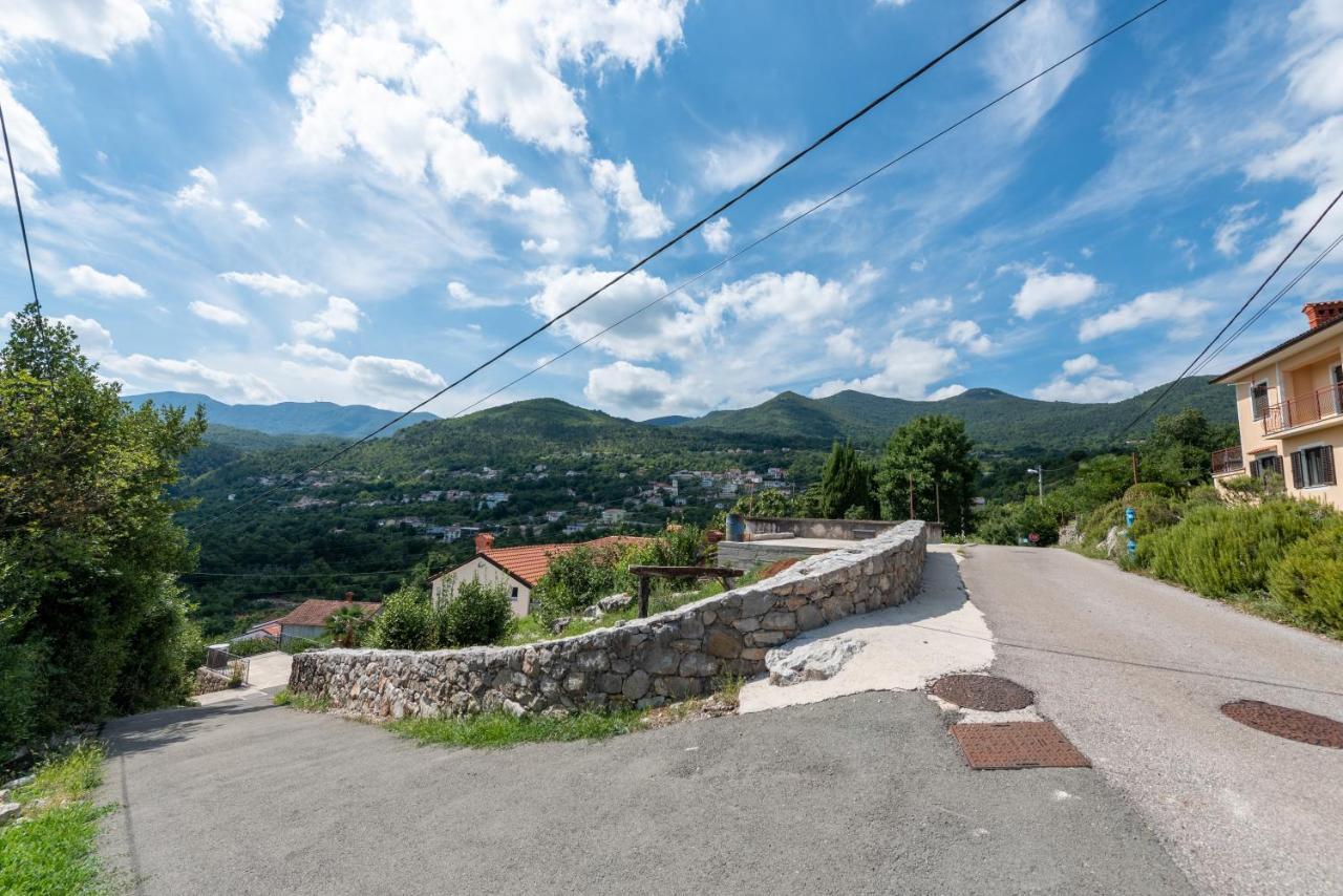 Sea View Apartment with Garden near Opatija Veprinac Buitenkant foto